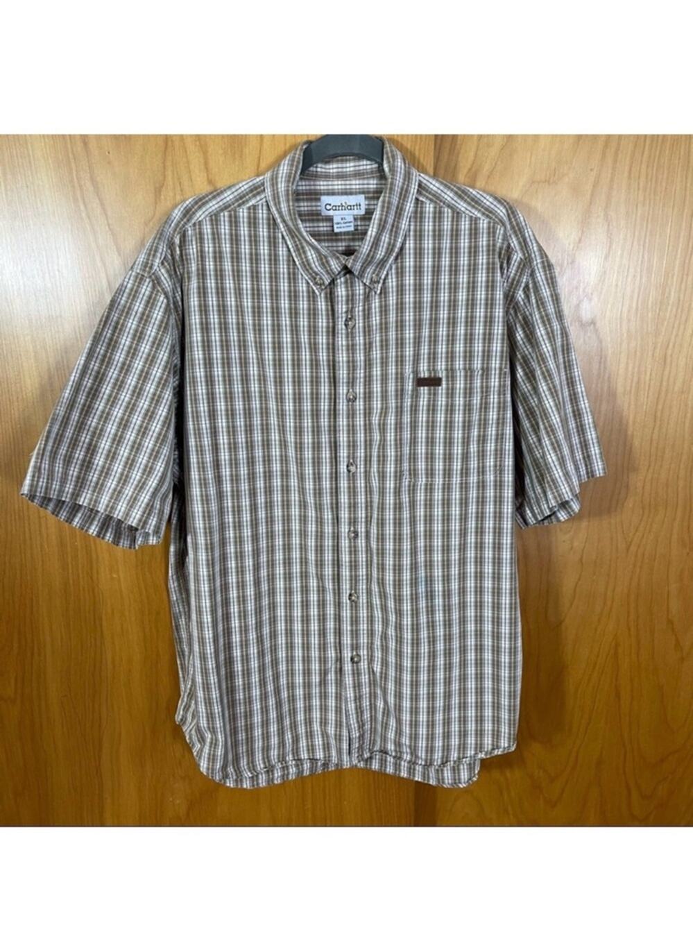 Carhartt, Button Down Short Sleeve Shirt, Size XL.  Plaid. Excellent condition!